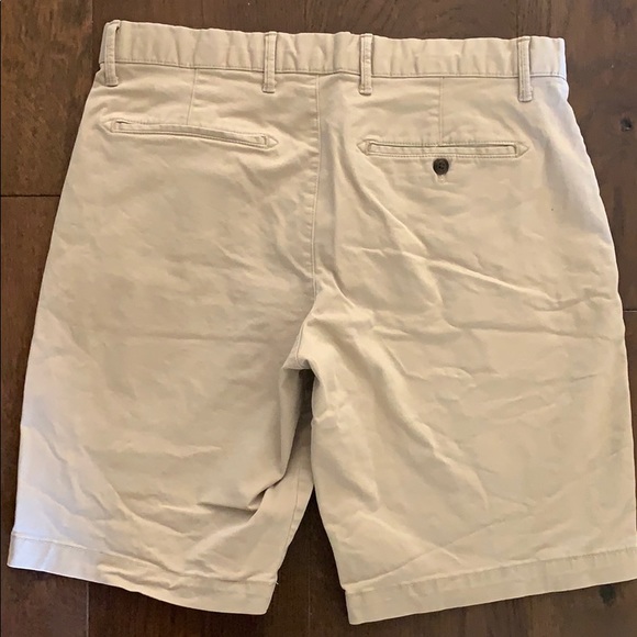 Gap khaki shorts men’s 31 - Picture 3 of 3